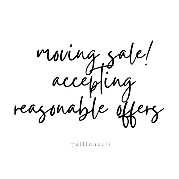 NWOT*Leather Michael Kors Purse - Picture 2 of 5